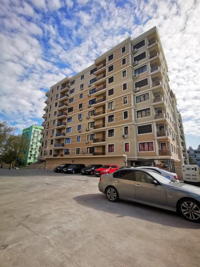 Paradis Apartments - By The Lake Mamaia Exteriör bild